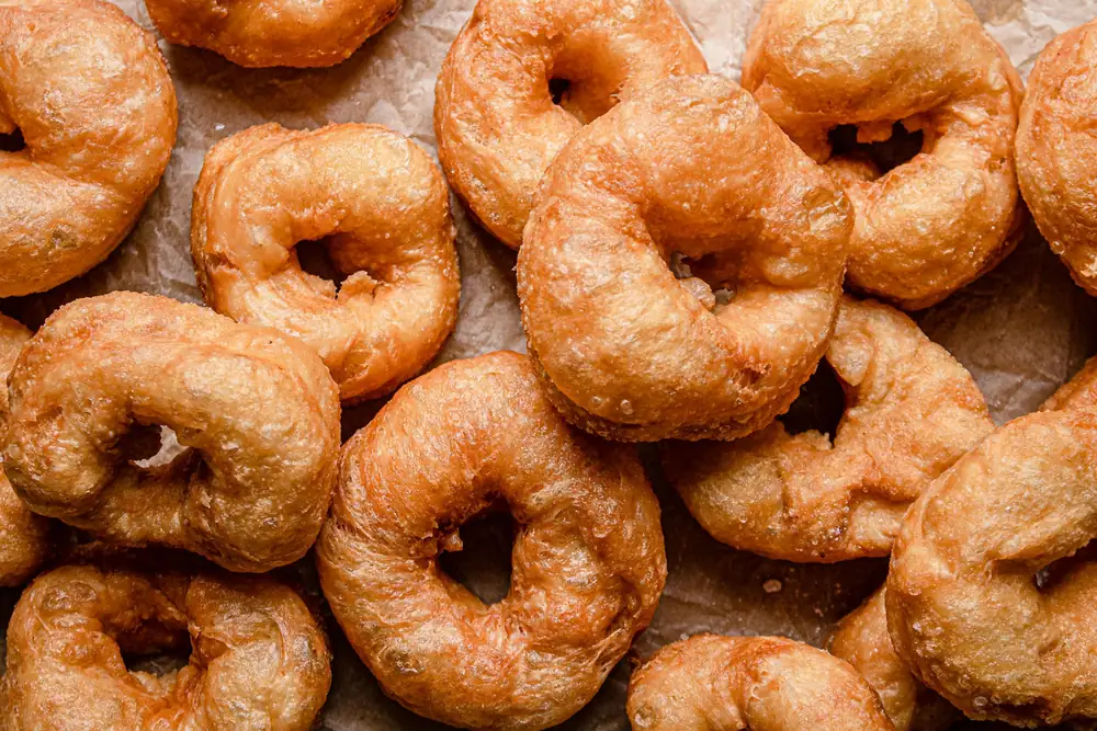 Sfenj (Moroccan Doughnuts)